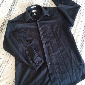 Van Heusen Black Regular Fit Button Down Shirt